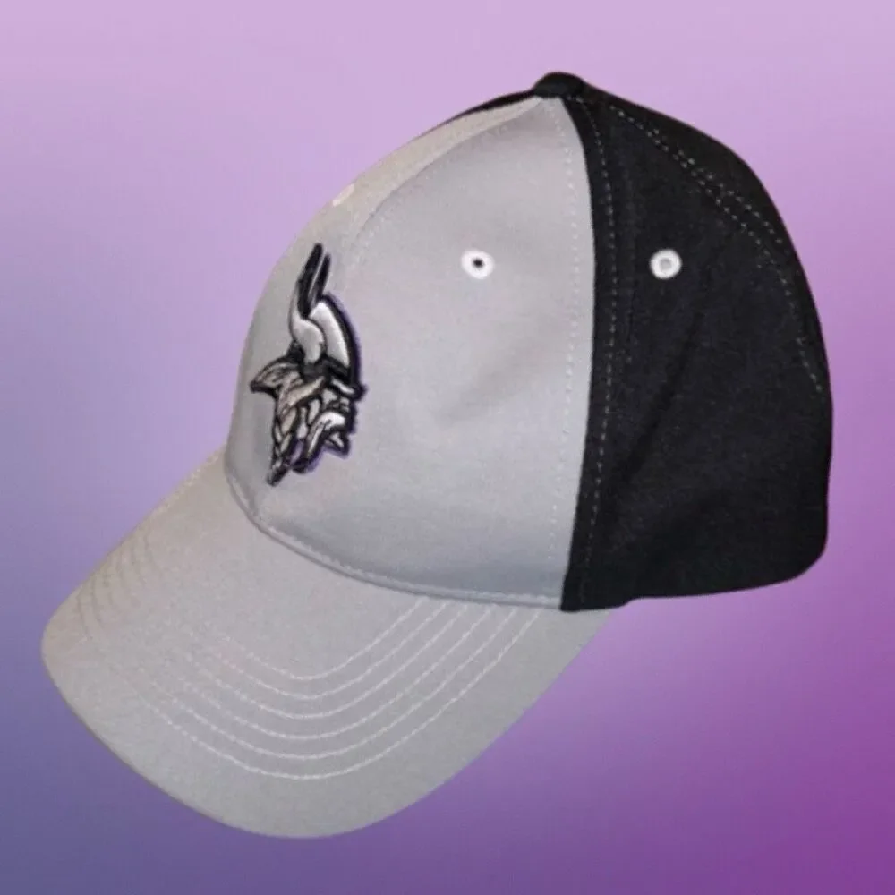 NFL Team Apparel Minnesota Vikings Adjustable Back Cap Hat